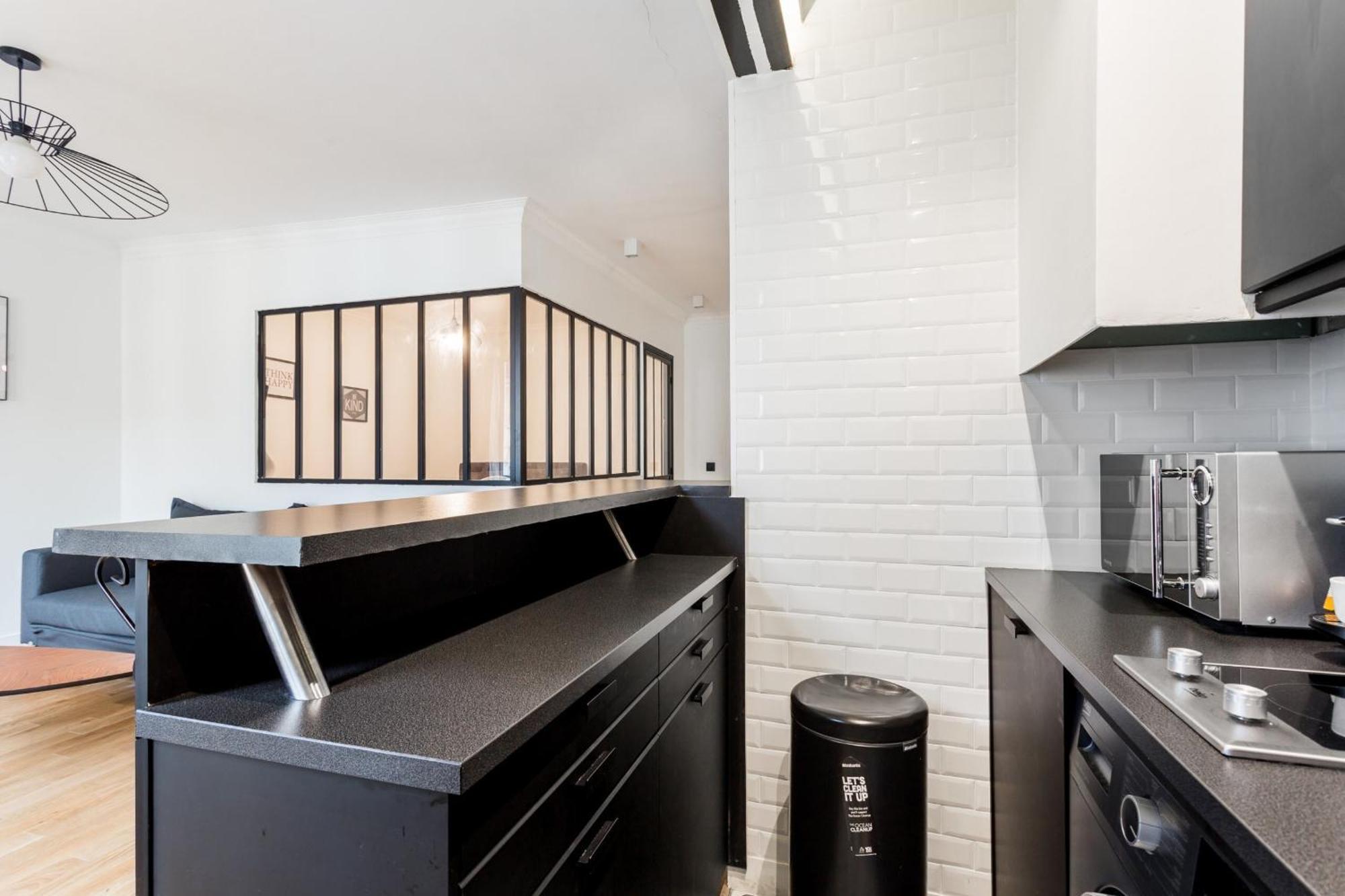 One-Bedroom Apartment,1528627036:JPEG